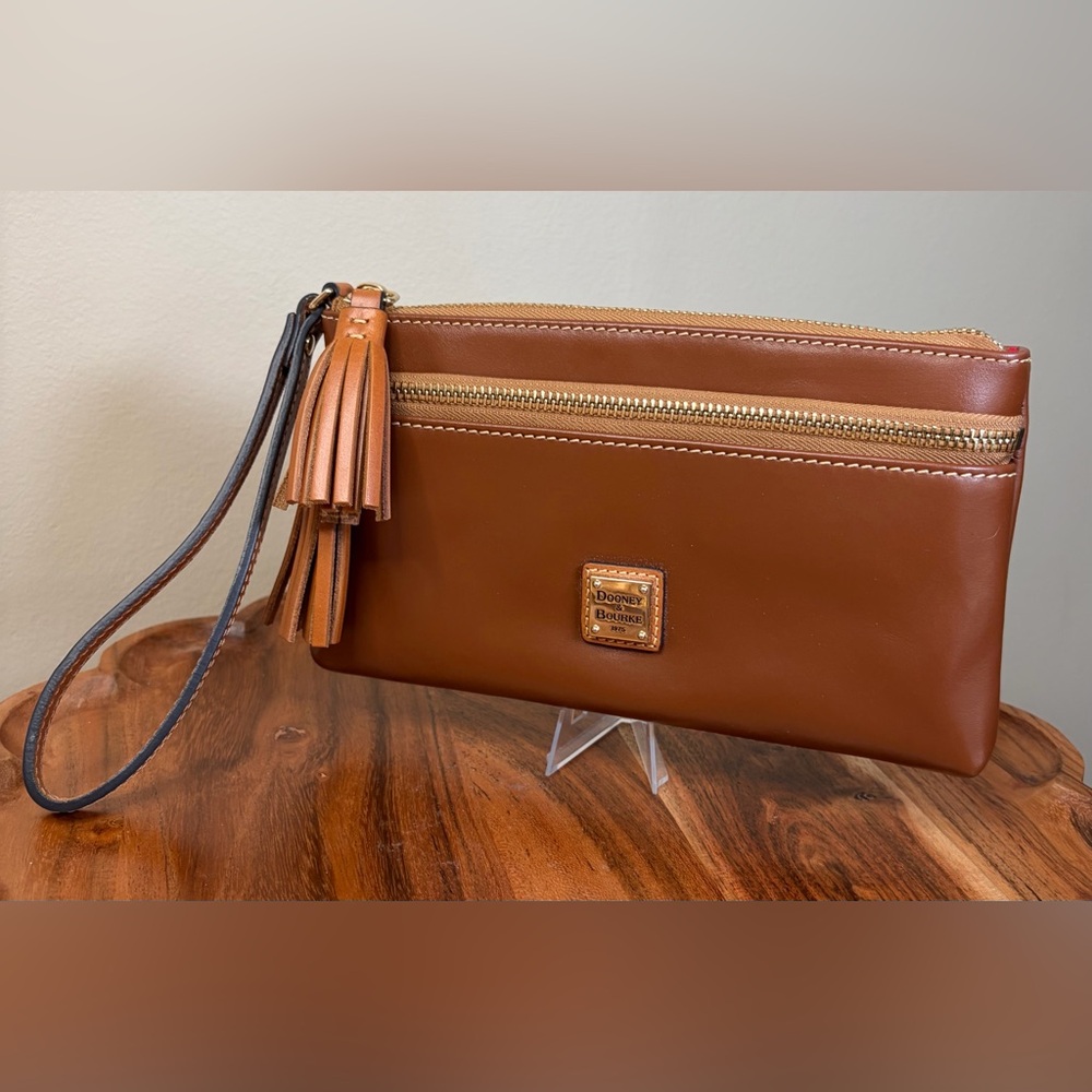 Dooney & Bourke Wexford Natural Brown Leather Double Zip Wristlet Clutch NWOT - Picture 14 of 16